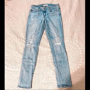 Levi’s 711 Skinny Jeans